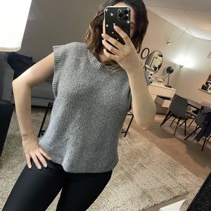 NWOT And Now This Sweater Vest Gray Size M